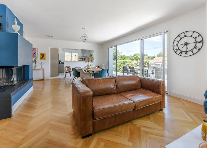 Nyaraló Violette - Piscine Privee *