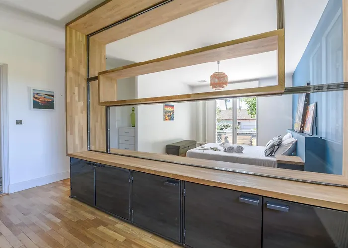 Violette - Piscine Privee *